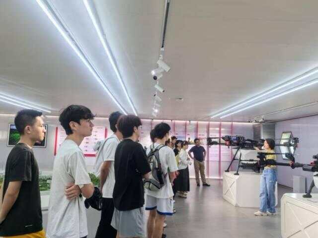 “数字礼包”送上门广东掀起数字素养与技能提升热潮(图3)